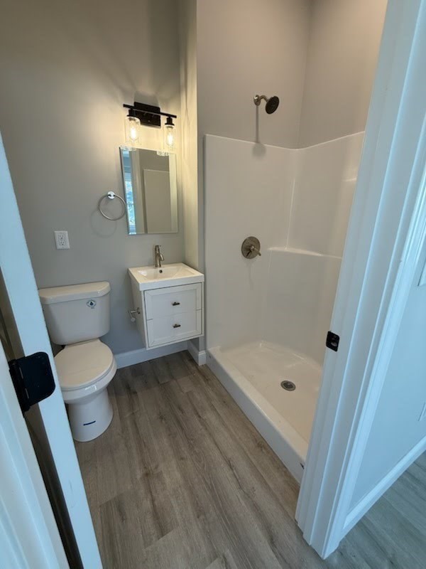 566 Main Street # 201 Property Photo 4