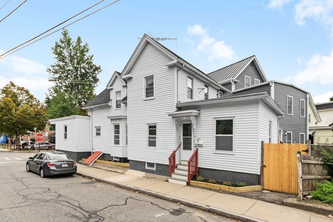 112 Hampshire St Property Photo 1