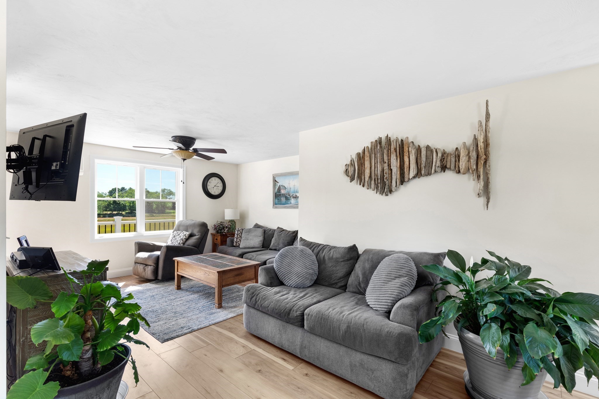 1 Paty Way Property Photo 12