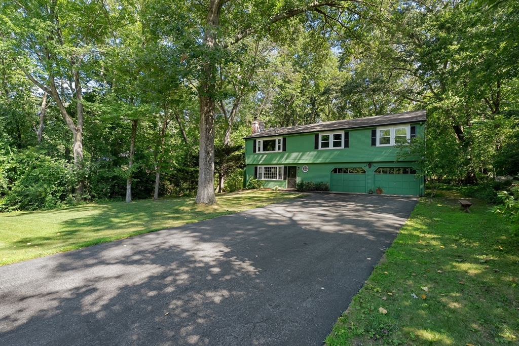 8 Dana Rd Property Photo 2
