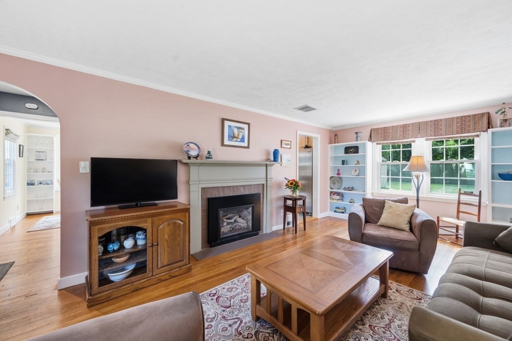 34 Harwich Road Property Photo 3
