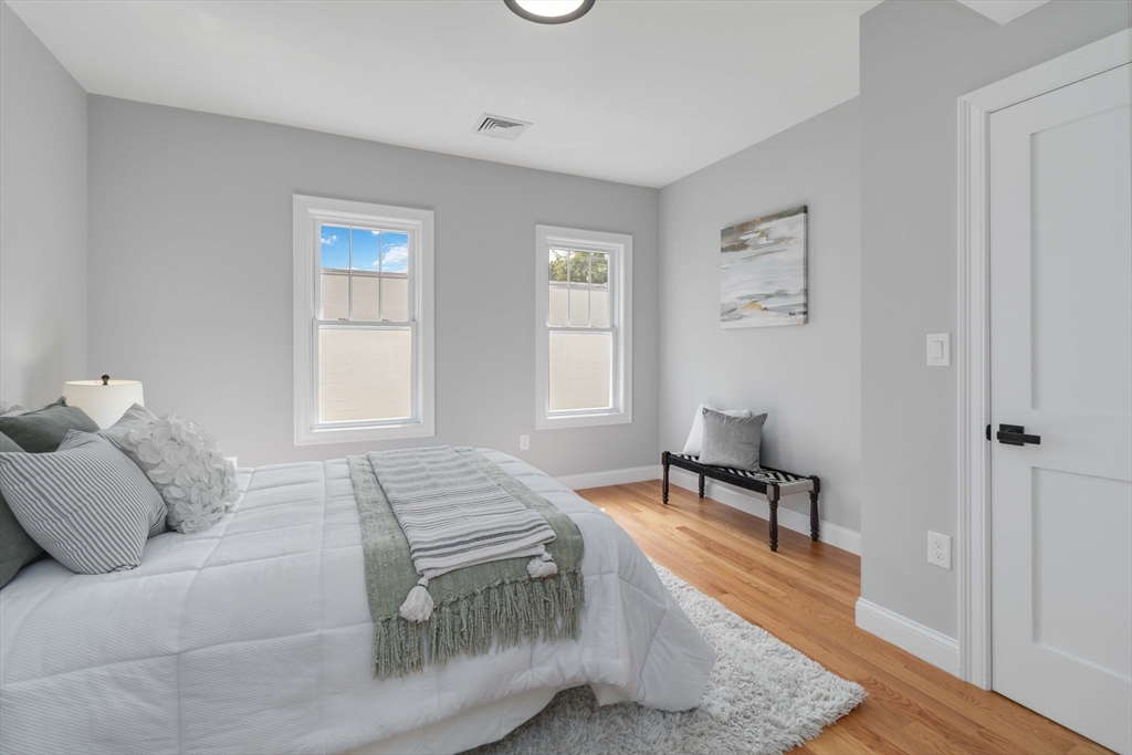 20 Alston St # 20