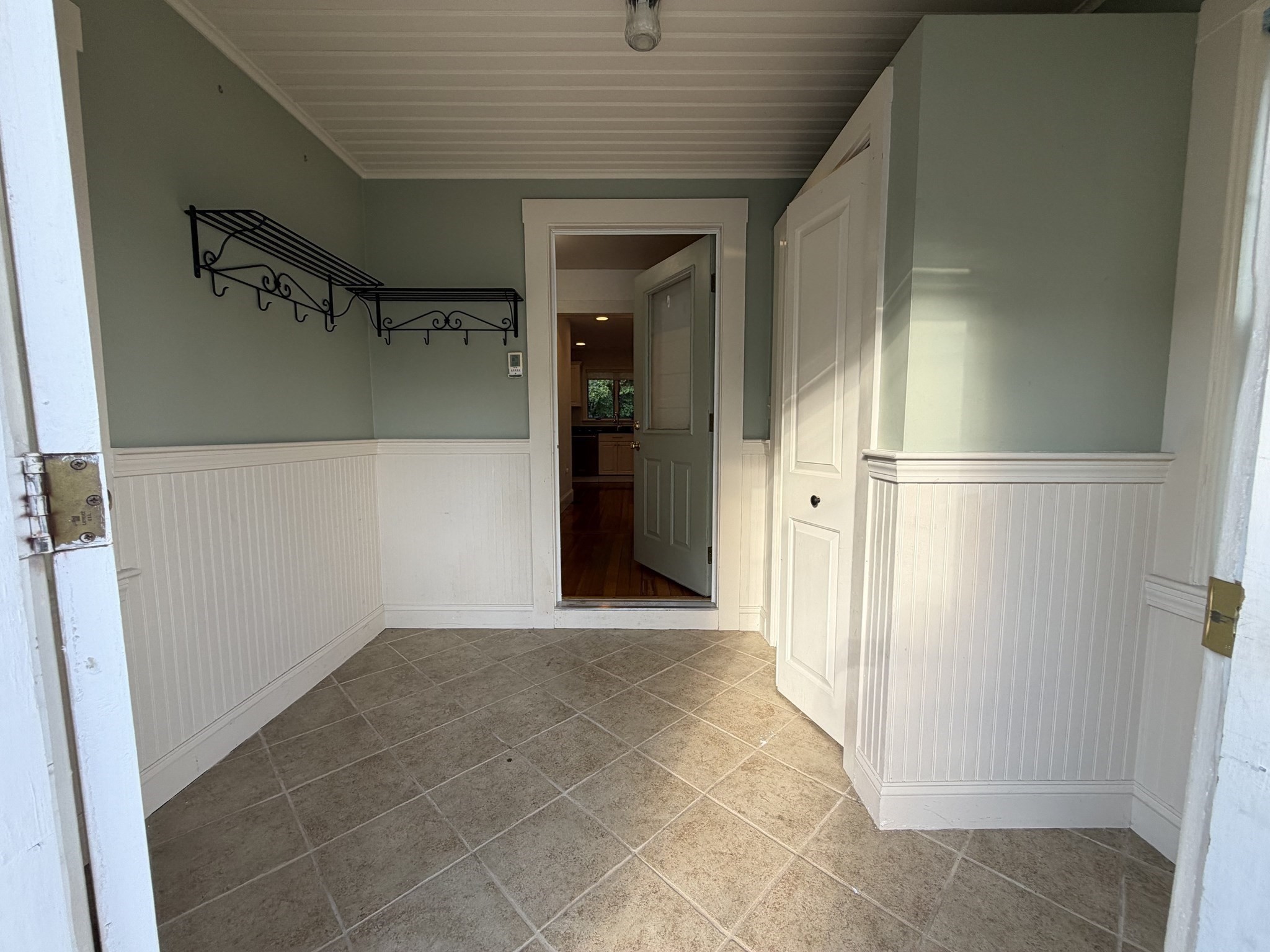 17 Russell Rd Property Photo 5