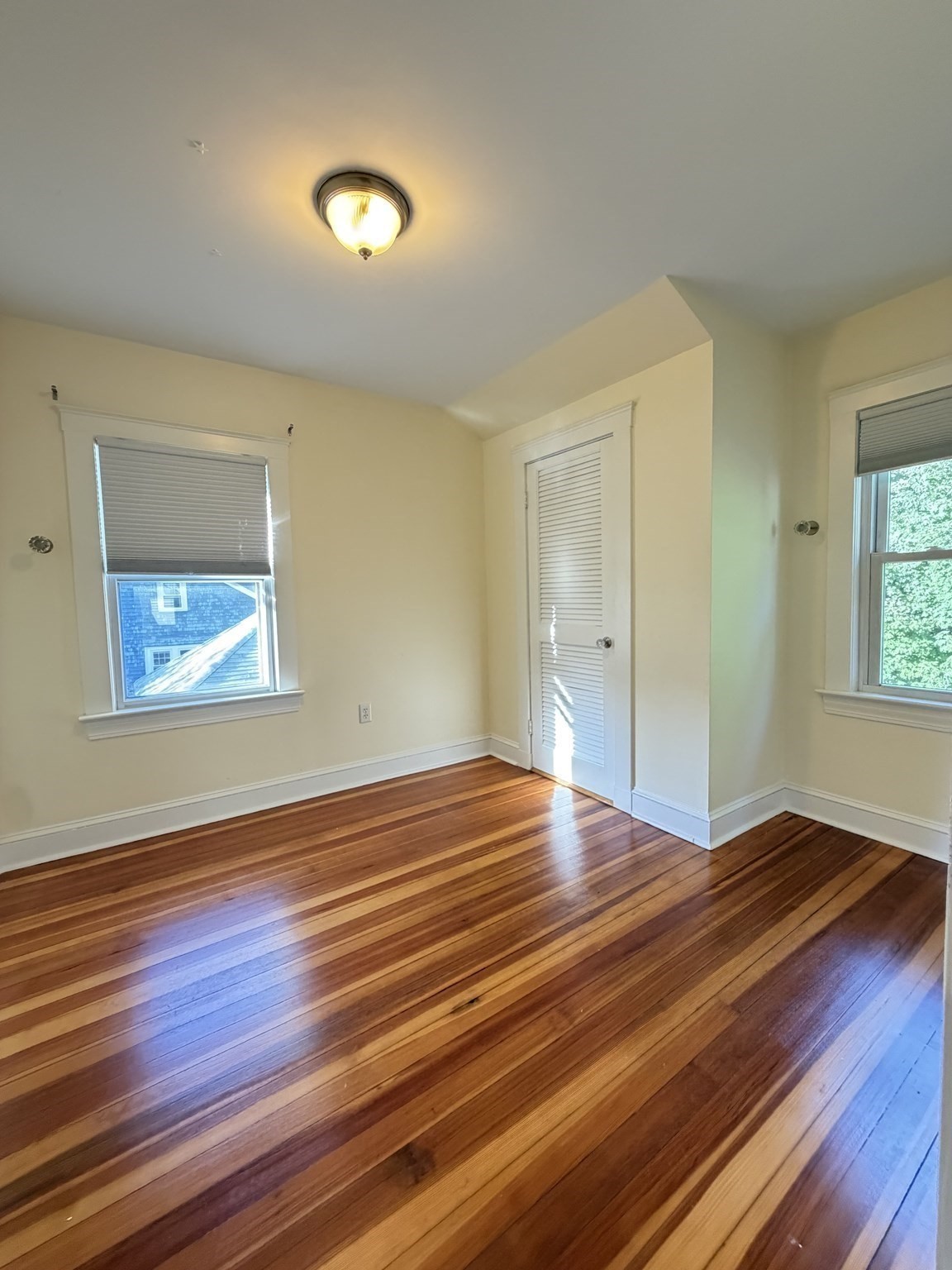 17 Russell Rd Property Photo 11