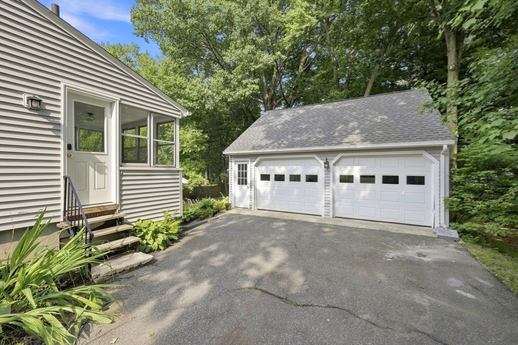 57 Baymor Drive Property Photo 29