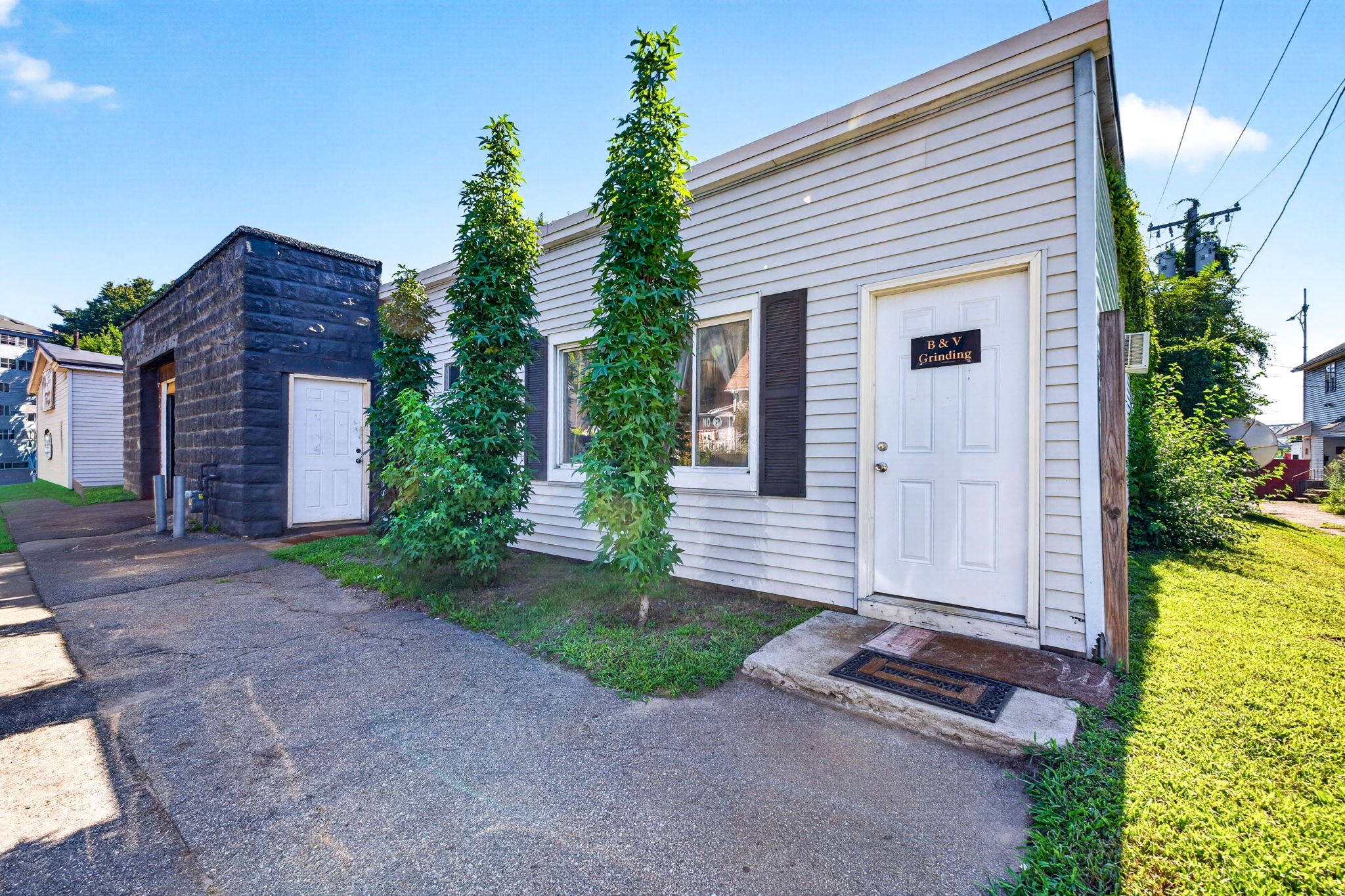 2-6 Burton St Property Photo 2