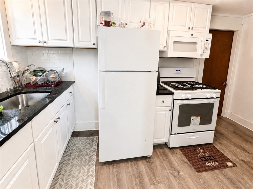 54 State St Property Photo 27