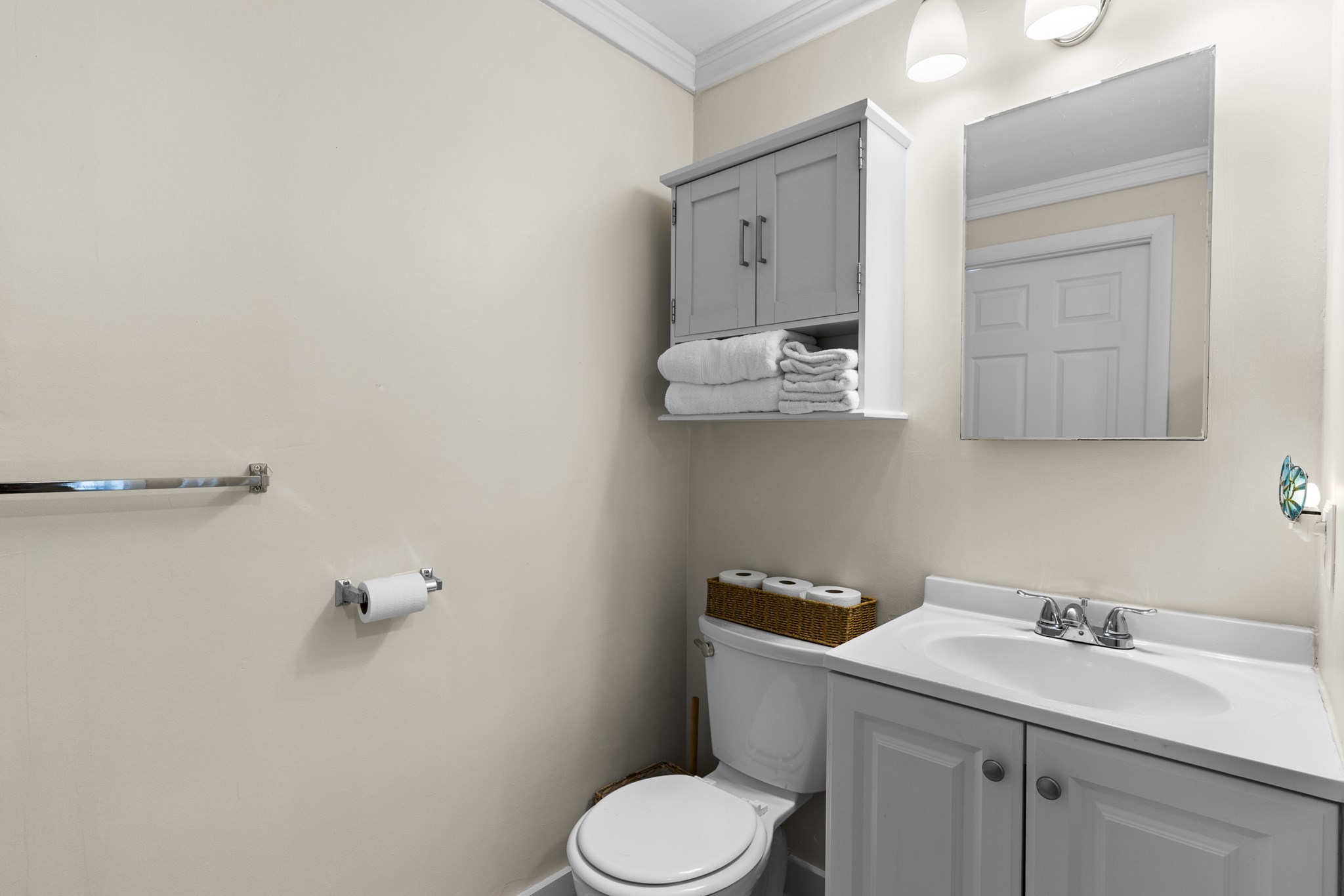 262 Main St Property Photo 14