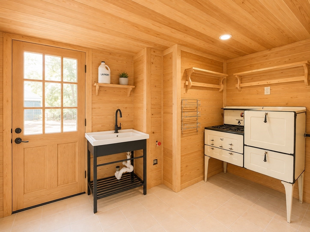 12 Hideaway Vlg # G Property Photo 15