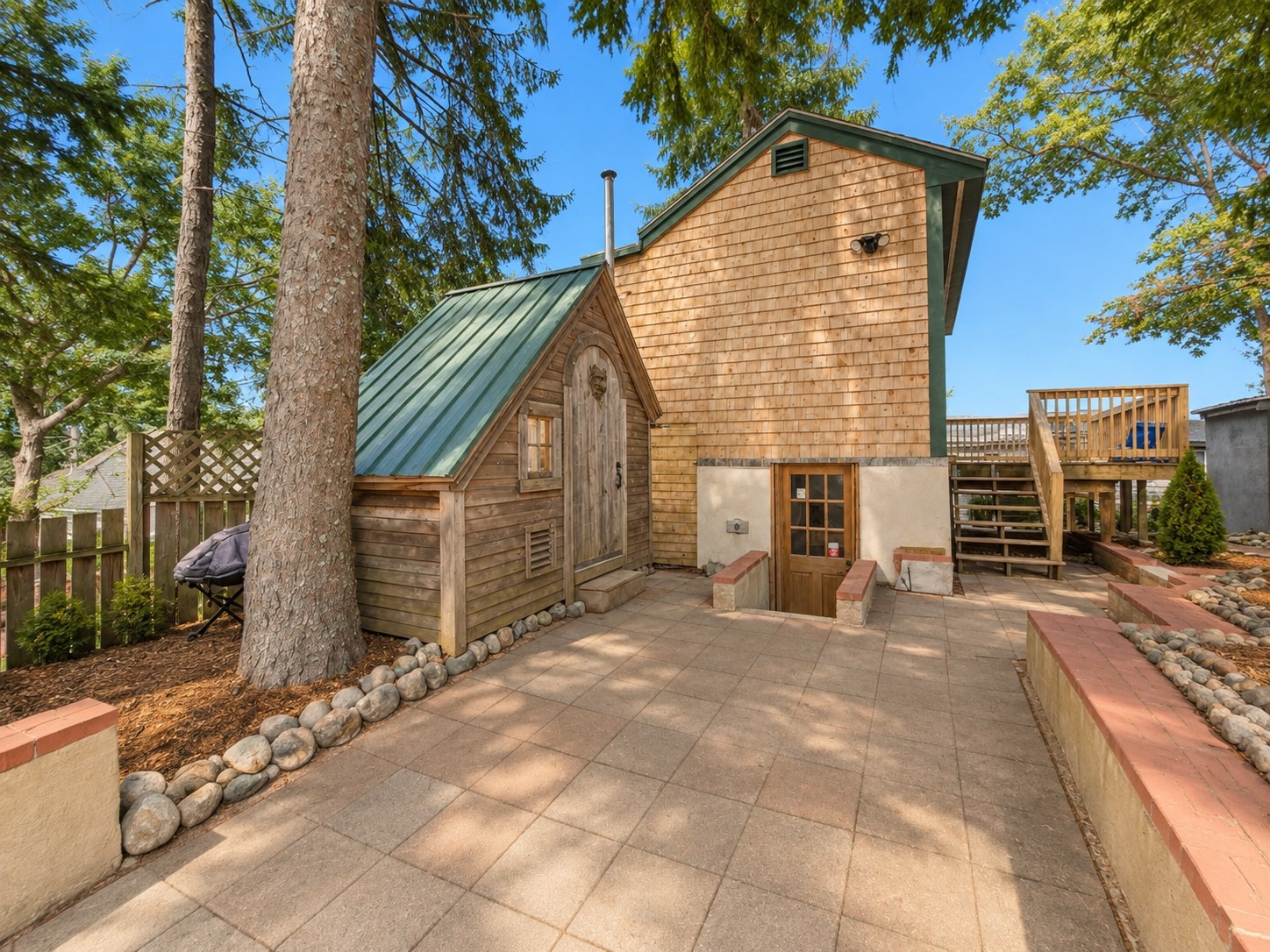 12 Hideaway Vlg # G Property Photo 21