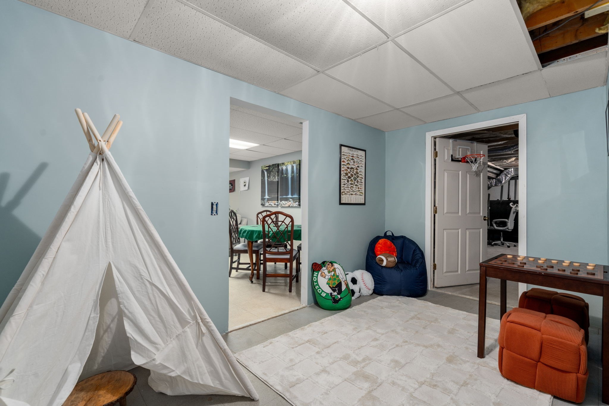 96 Grove Property Photo 25