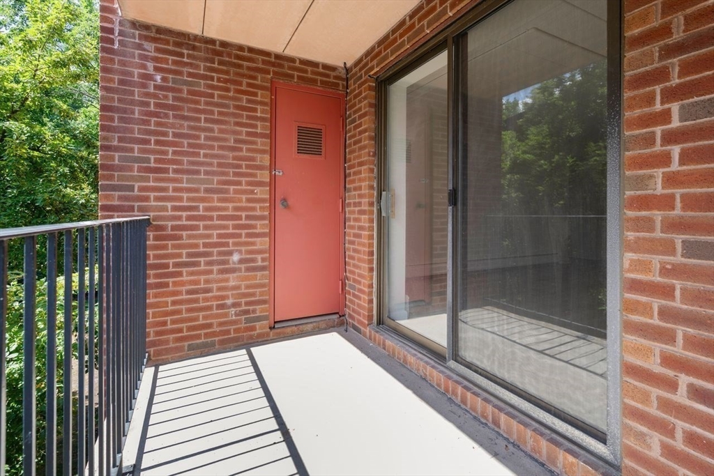 16 Winter St # 24a Property Photo 17
