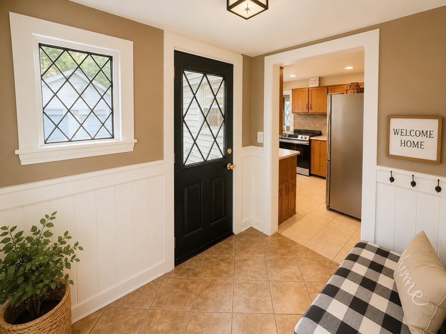 42 Howard St Property Photo 5