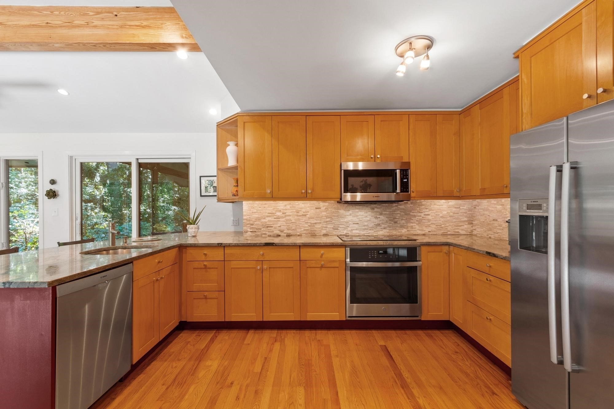 221 Pope Rd Property Photo 4