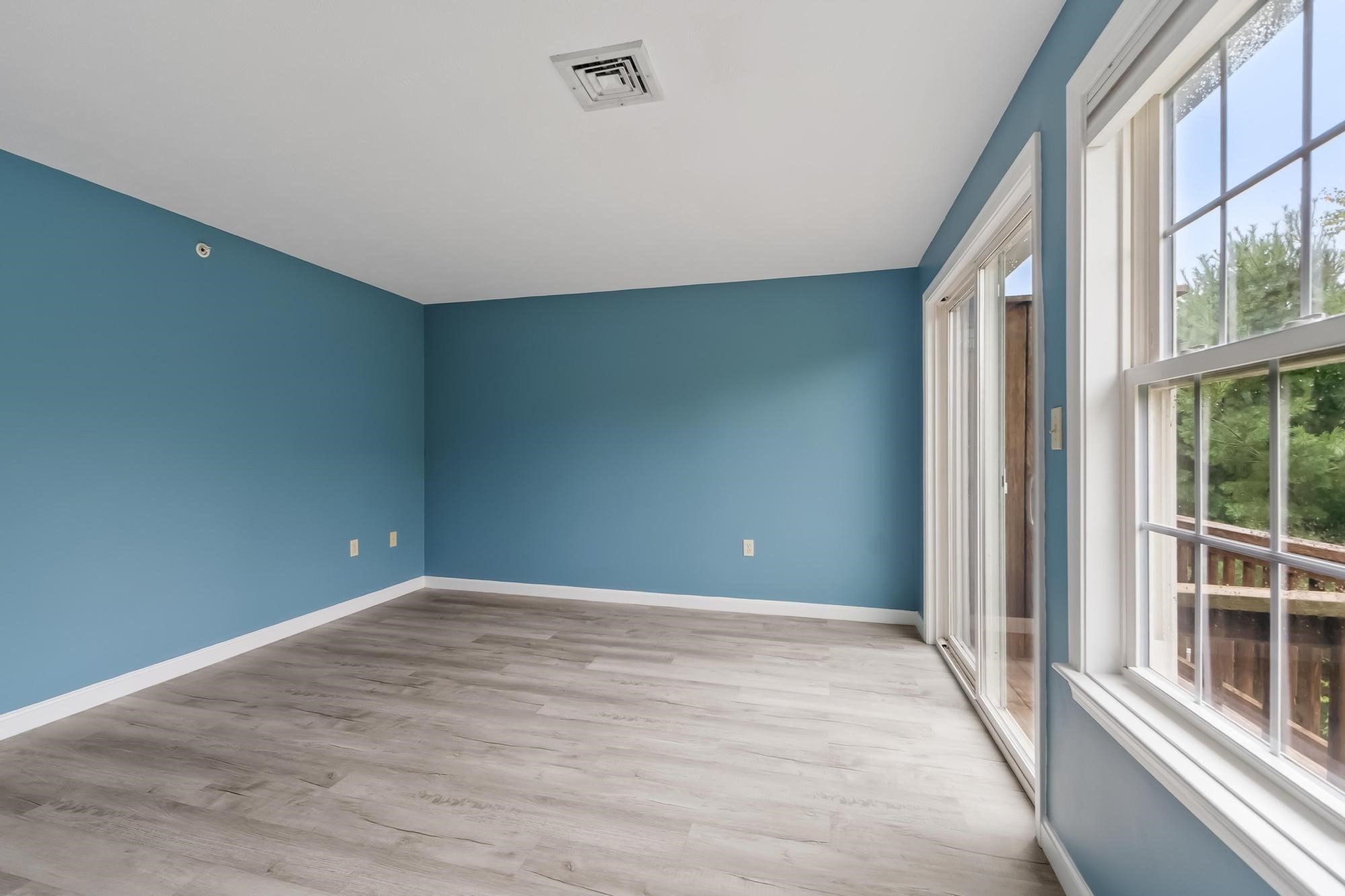 9 Green Briar Rd # 9 Property Photo 17