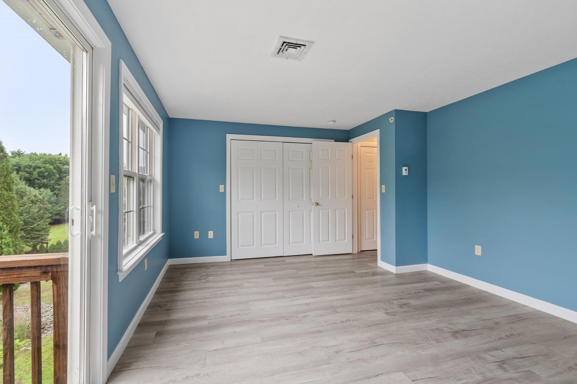 9 Green Briar Rd # 9 Property Photo 18