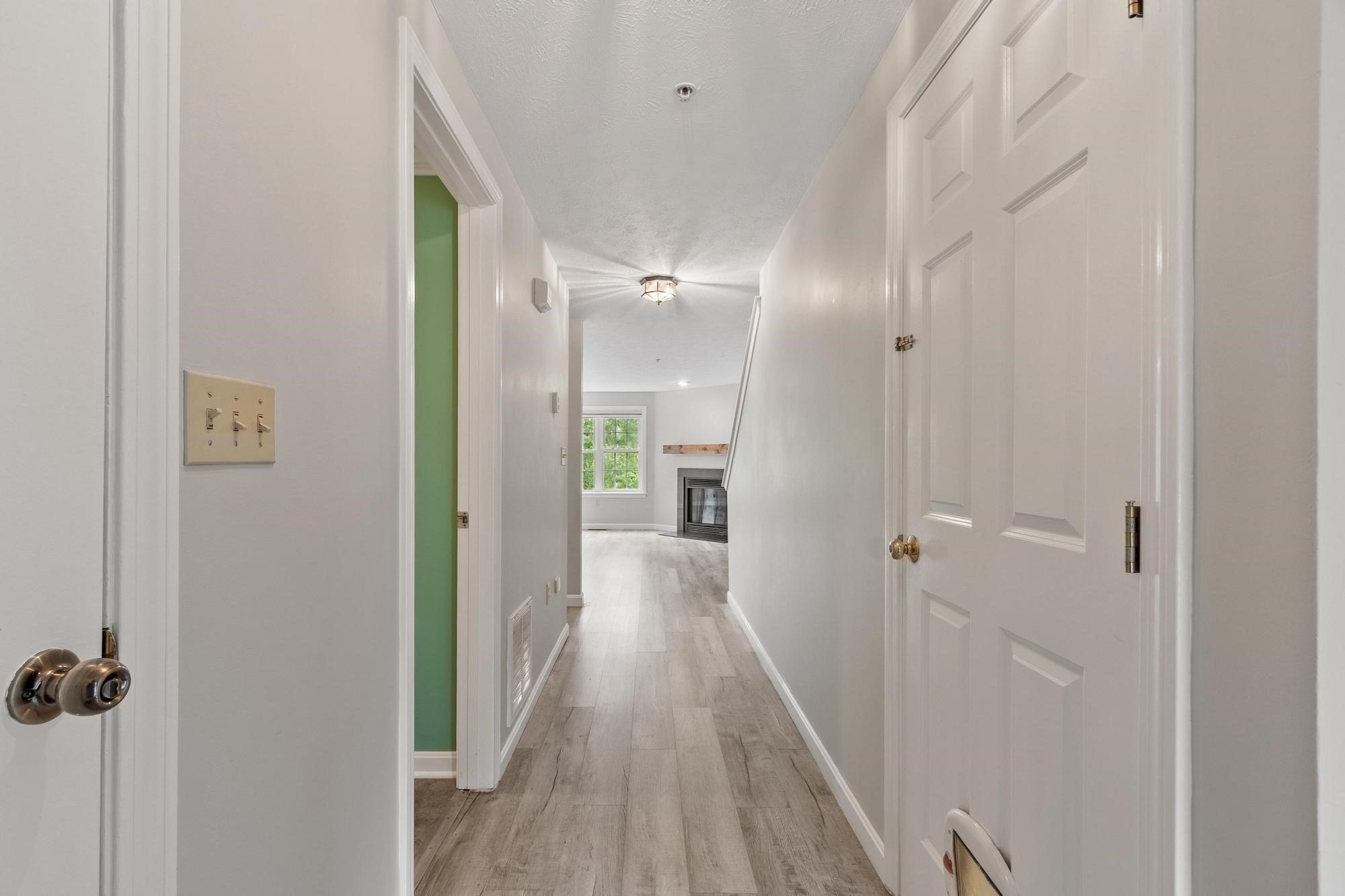 9 Green Briar Rd # 9 Property Photo 30