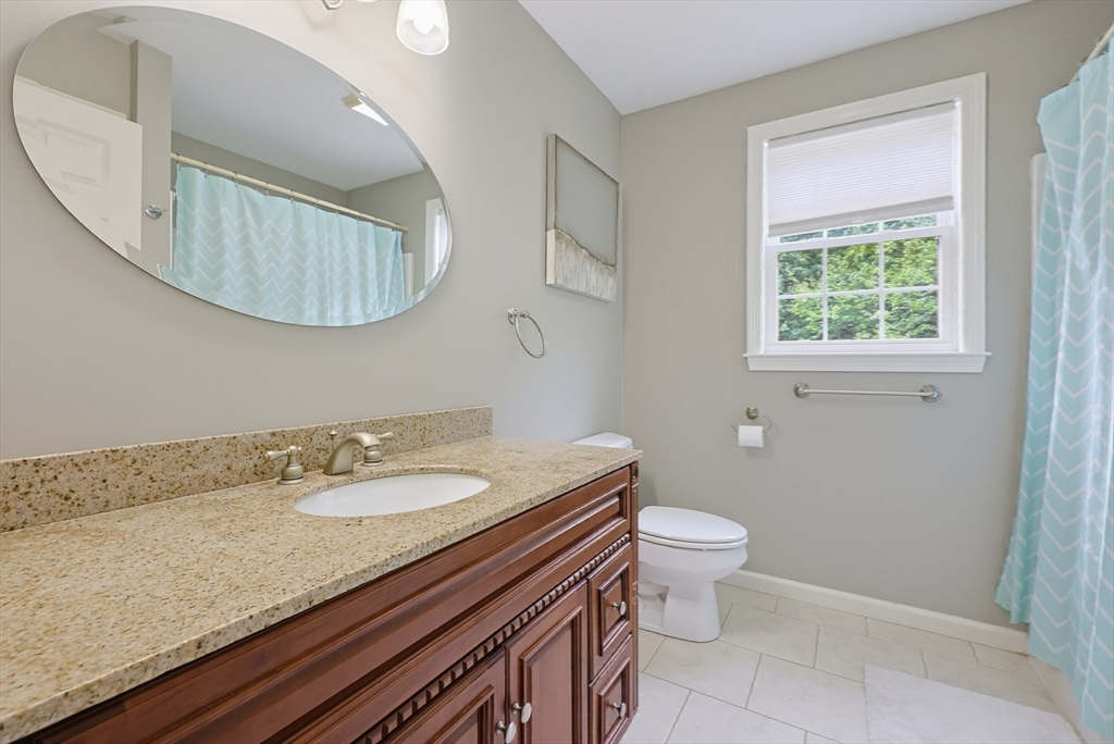28 Roland Way Property Photo 20
