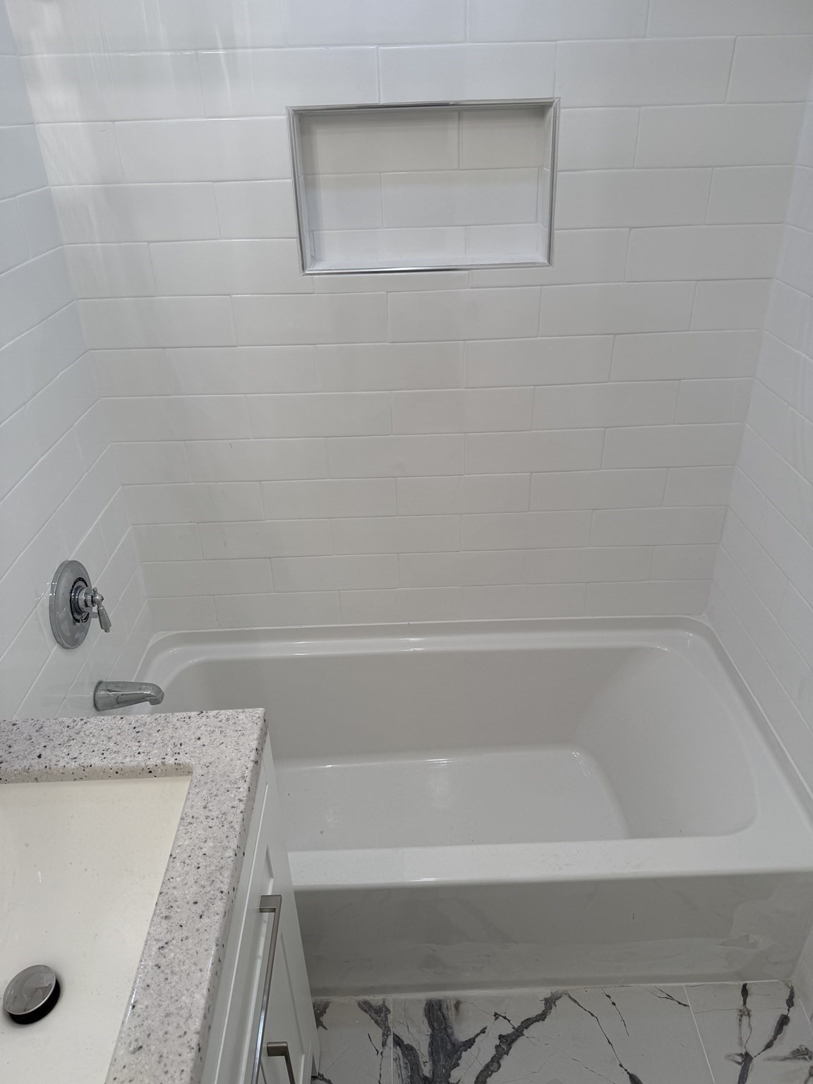 24-26 Silvia Ct # 26 Property Photo 20