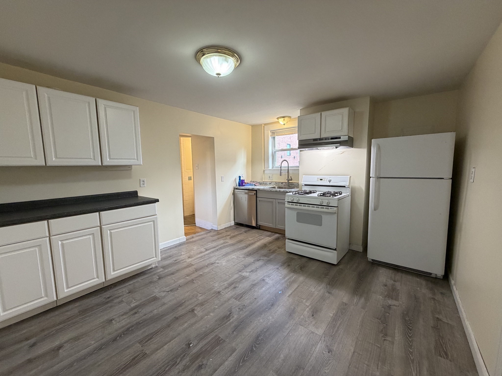 68 Gore St # 2 Property Photo 1