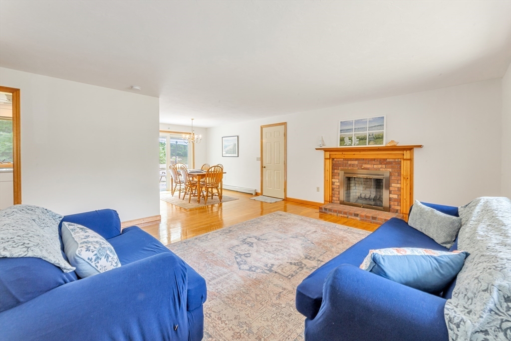 1 Kimberley Way Property Photo 3