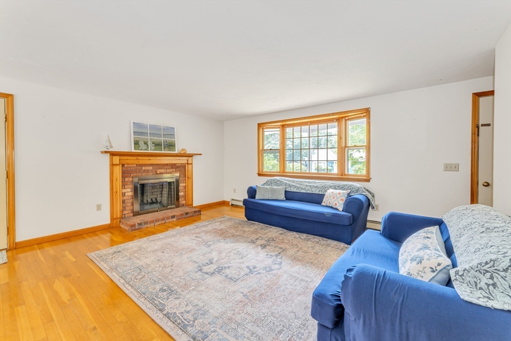 1 Kimberley Way Property Photo 4