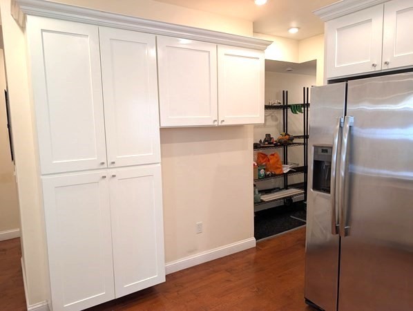 21 Bailey St # 1 Property Photo 6