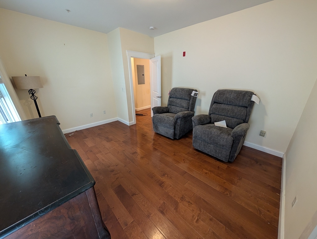 21 Bailey St # 1 Property Photo 15