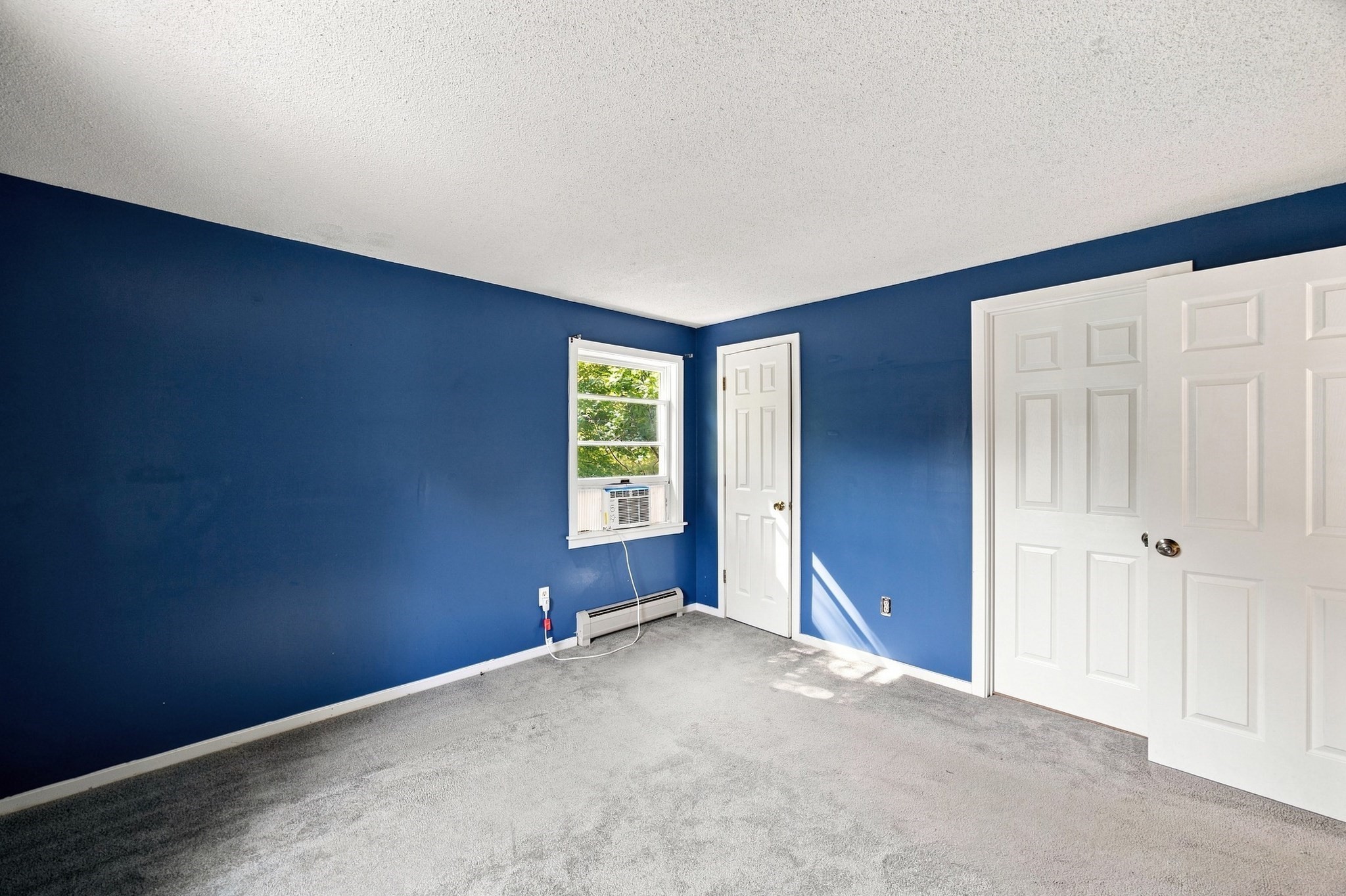 76 Laurel St # A Property Photo 15