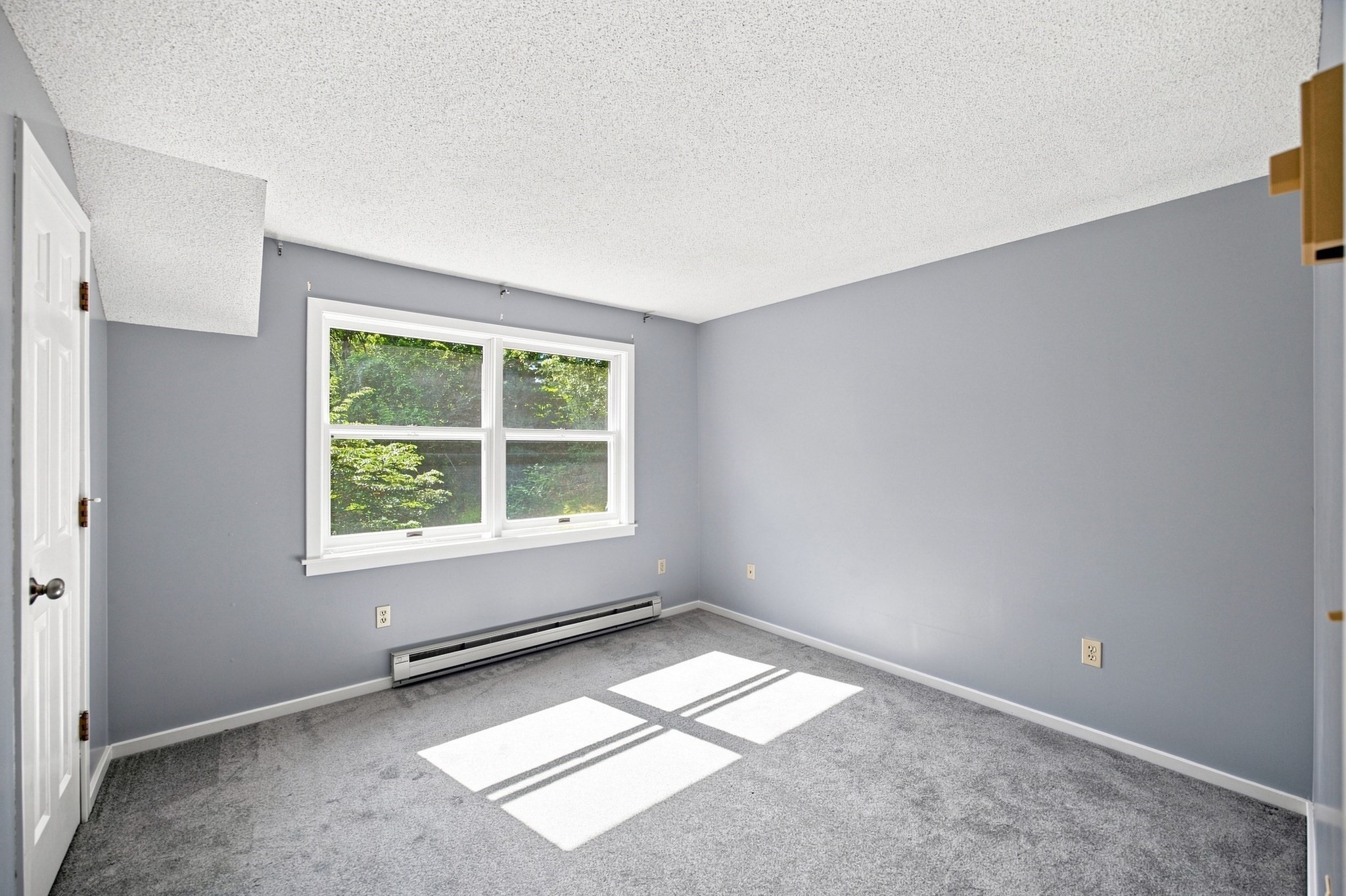 76 Laurel St # A Property Photo 23