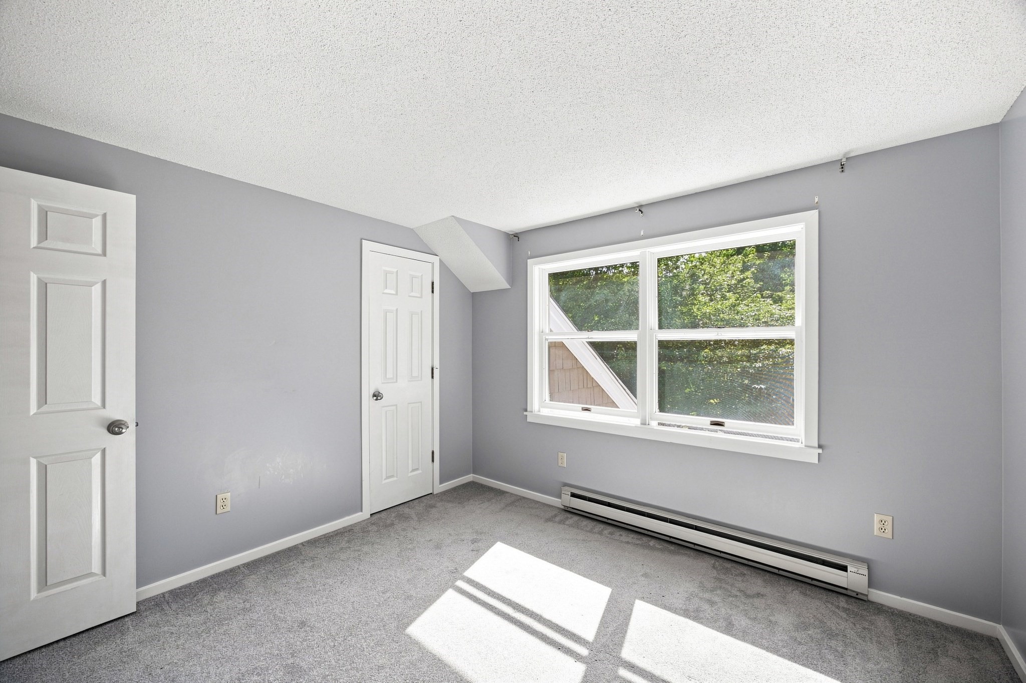 76 Laurel St # A Property Photo 24