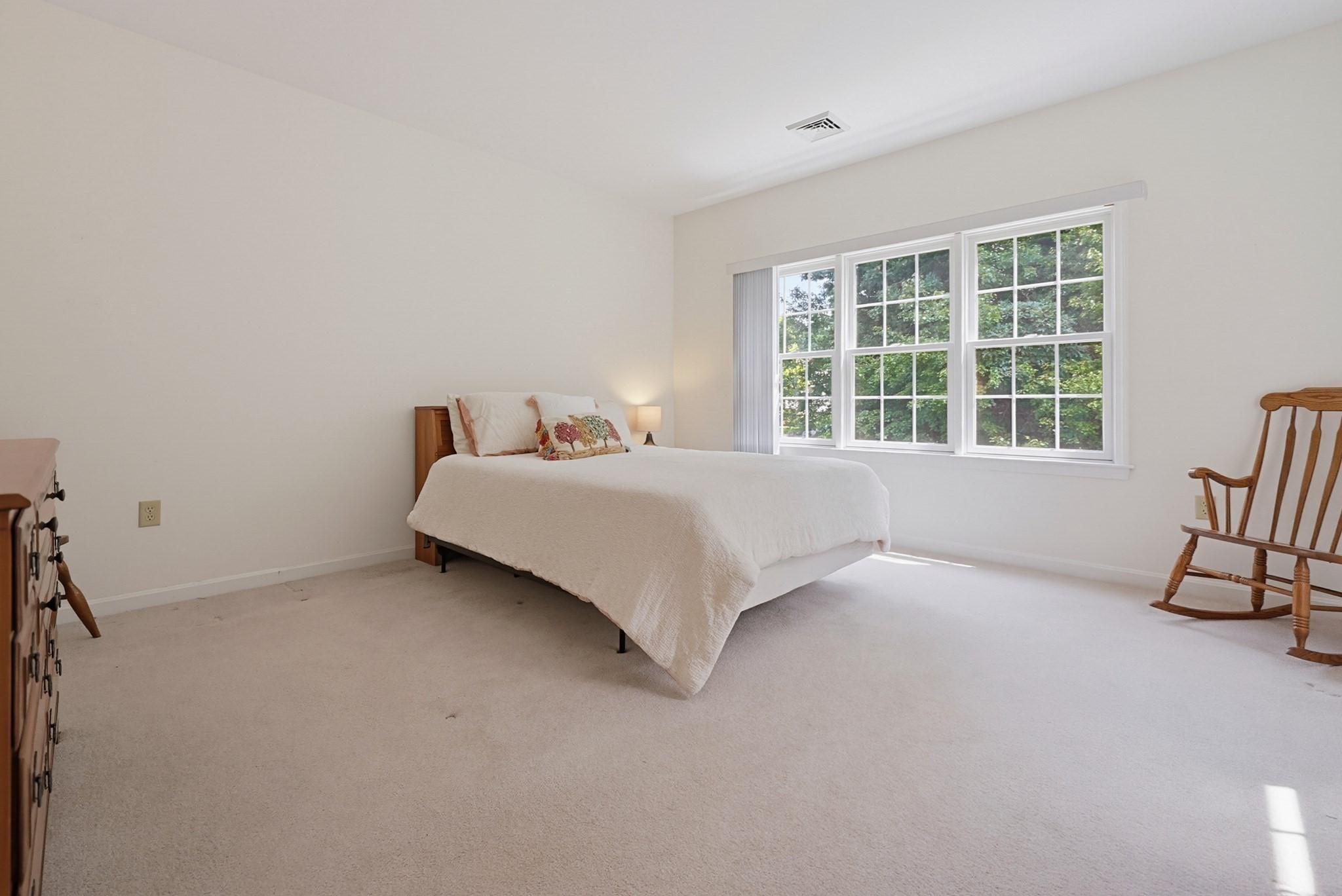 631 East St # J204 Property Photo 14
