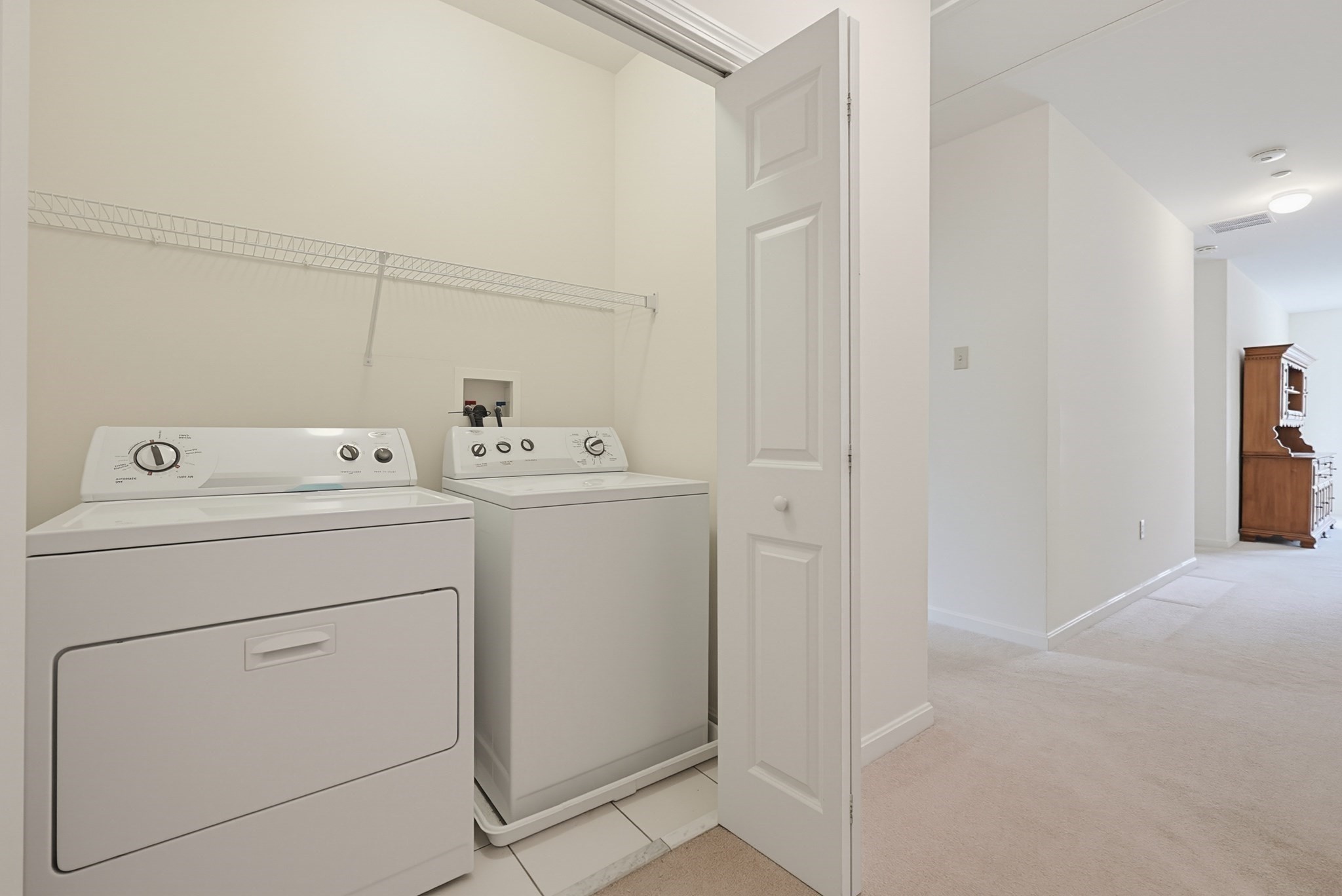 631 East St # J204 Property Photo 25