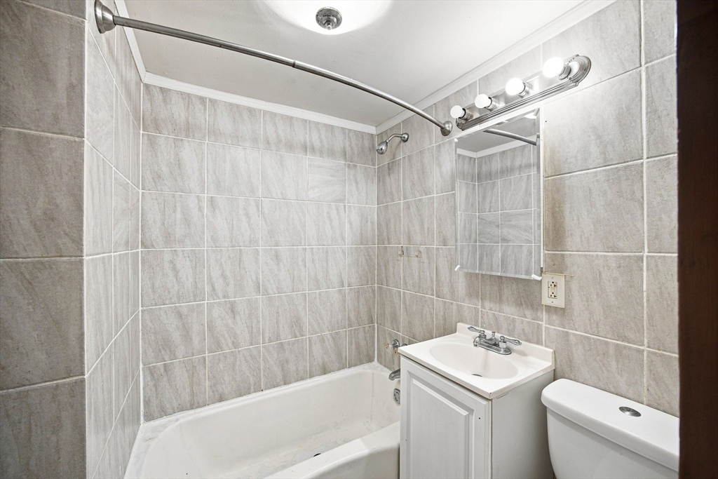 132 Miller St Property Photo 10