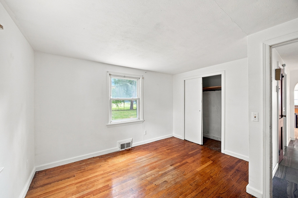 132 Miller St Property Photo 14