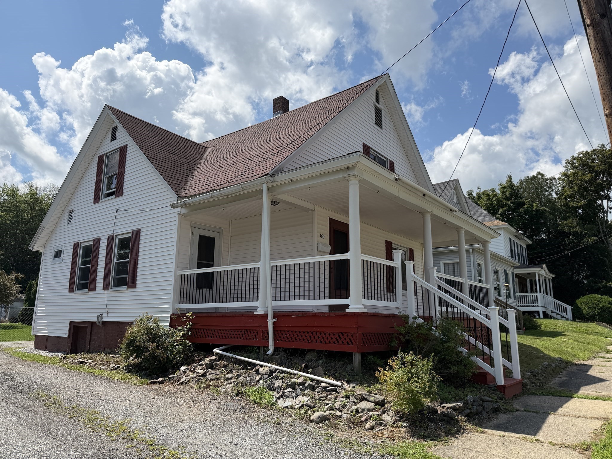 160 Mill Street Property Photo 1