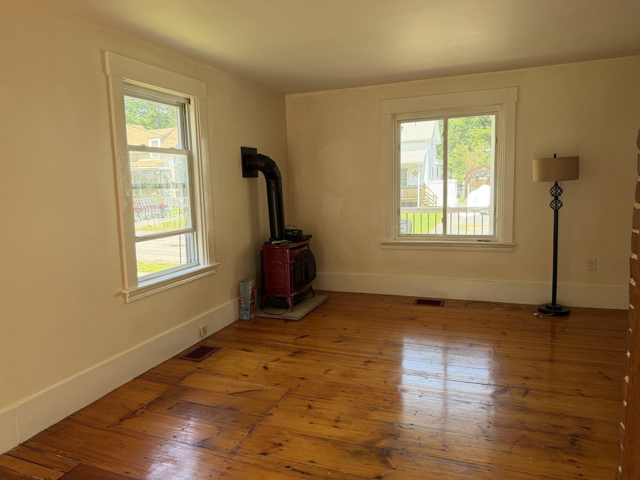 160 Mill Street Property Photo 7
