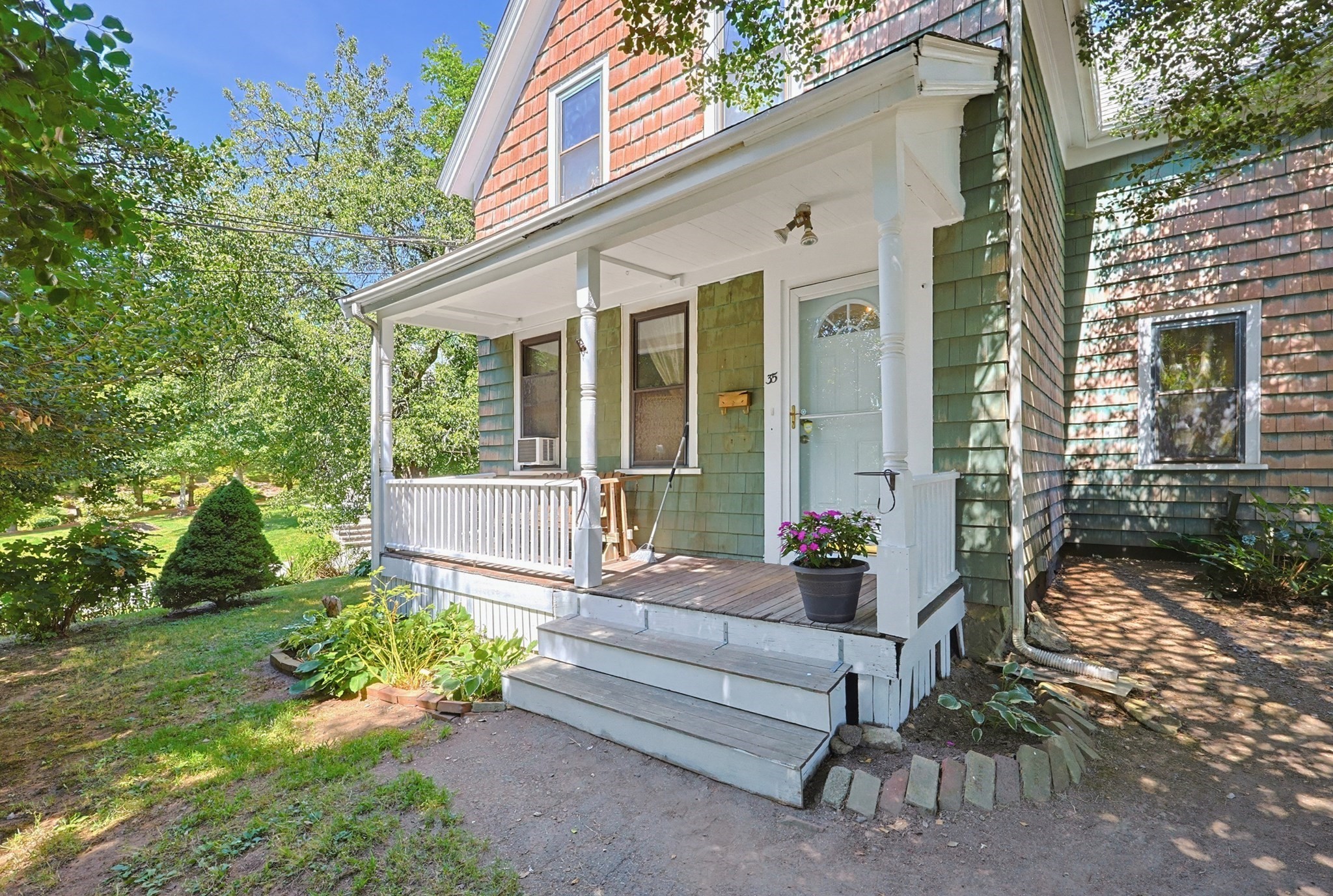 35 Wilson St Property Photo 1
