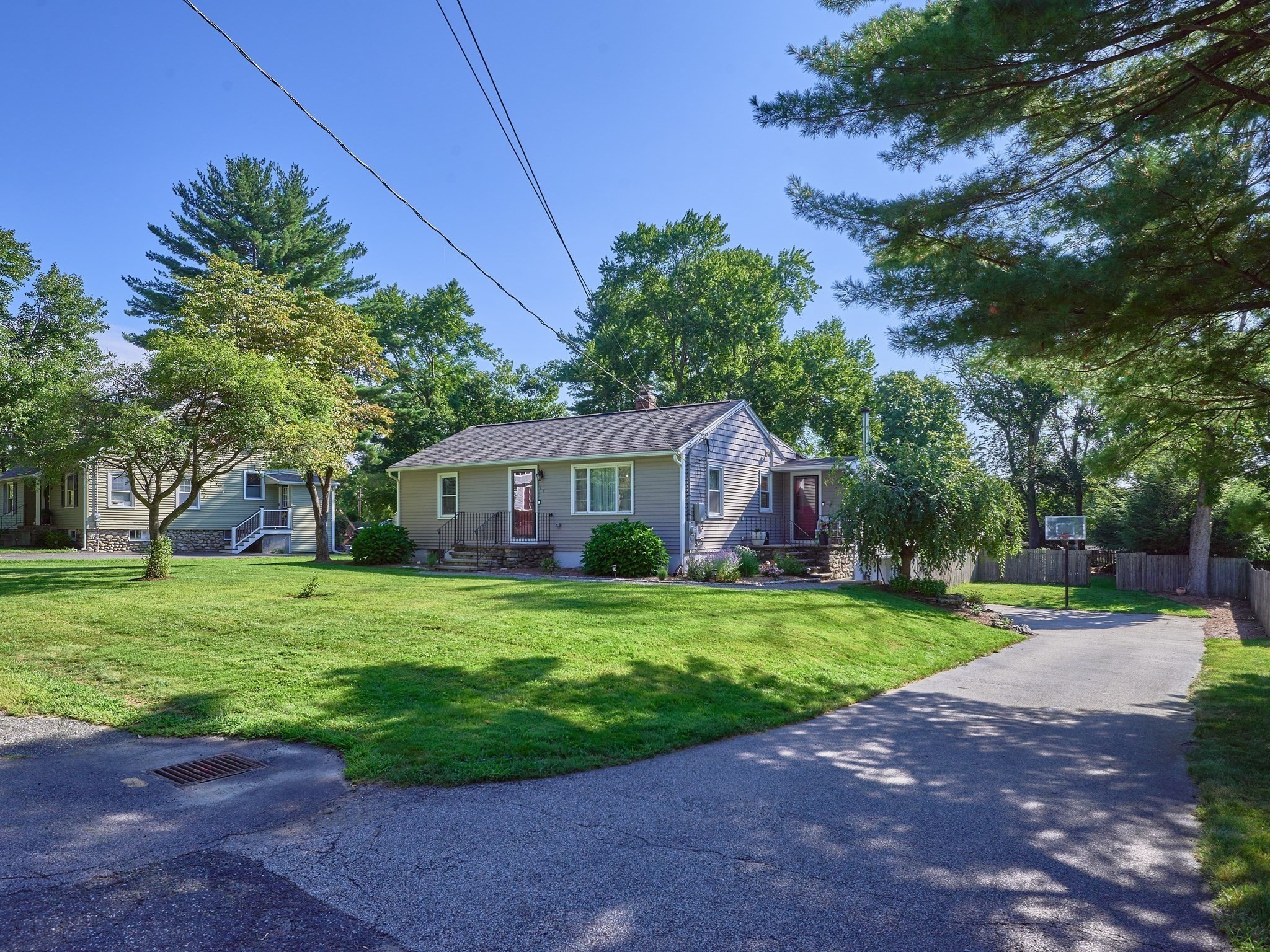 14 Mildred Ave Property Photo 6