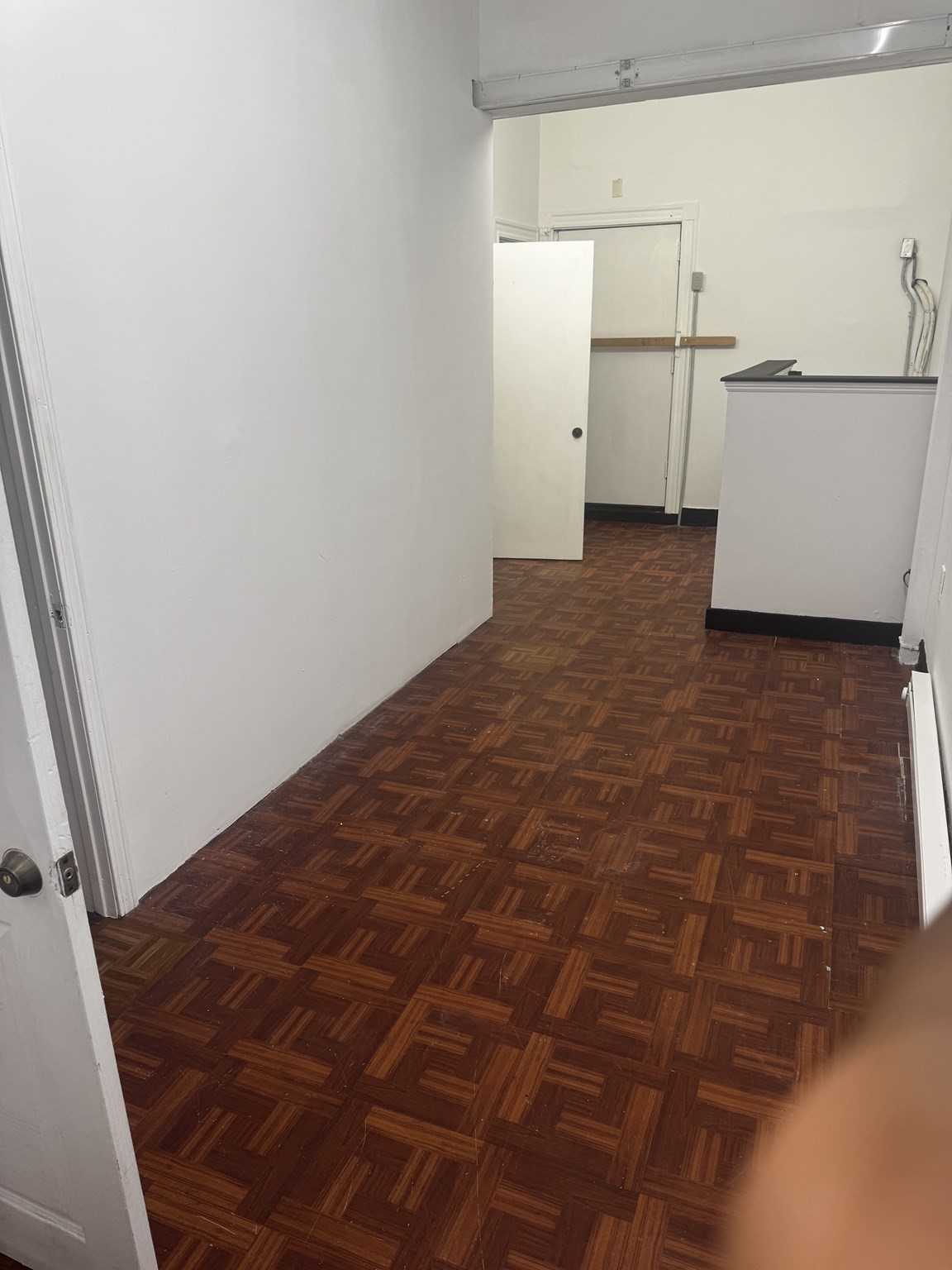 147 Washignton St Property Photo 4