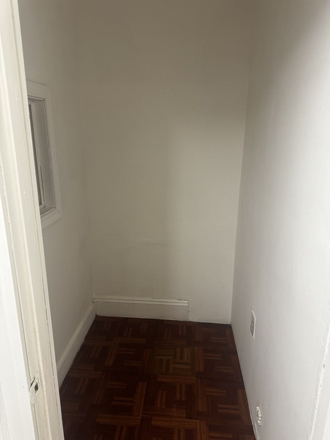 147 Washignton St Property Photo 6