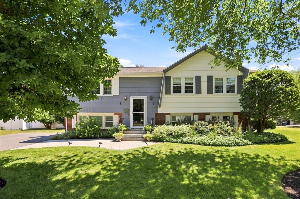 214 Rogers Drive Property Photo 1