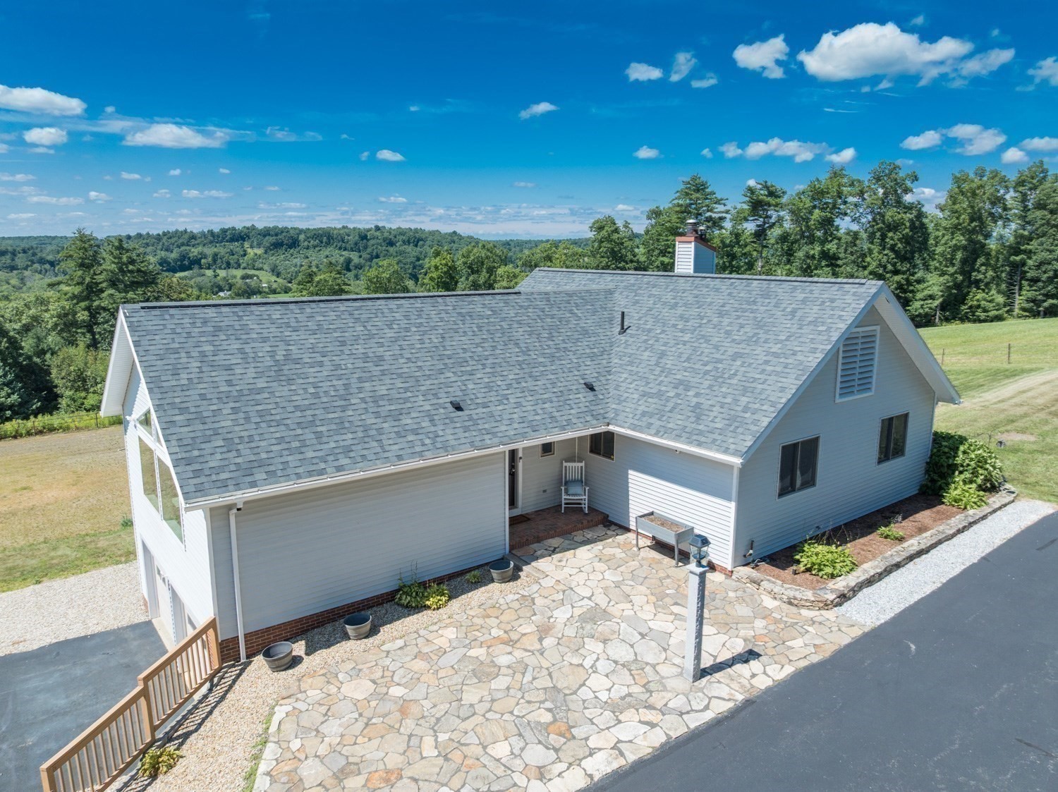 16 Cider Mill Rd Property Photo 8