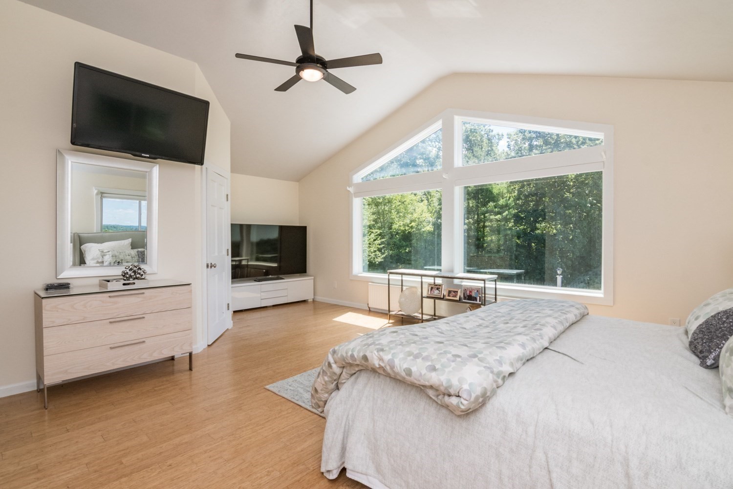 16 Cider Mill Rd Property Photo 17