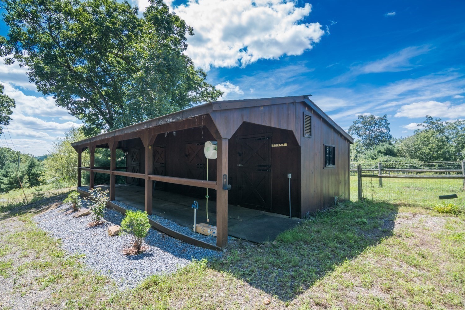 16 Cider Mill Rd Property Photo 28