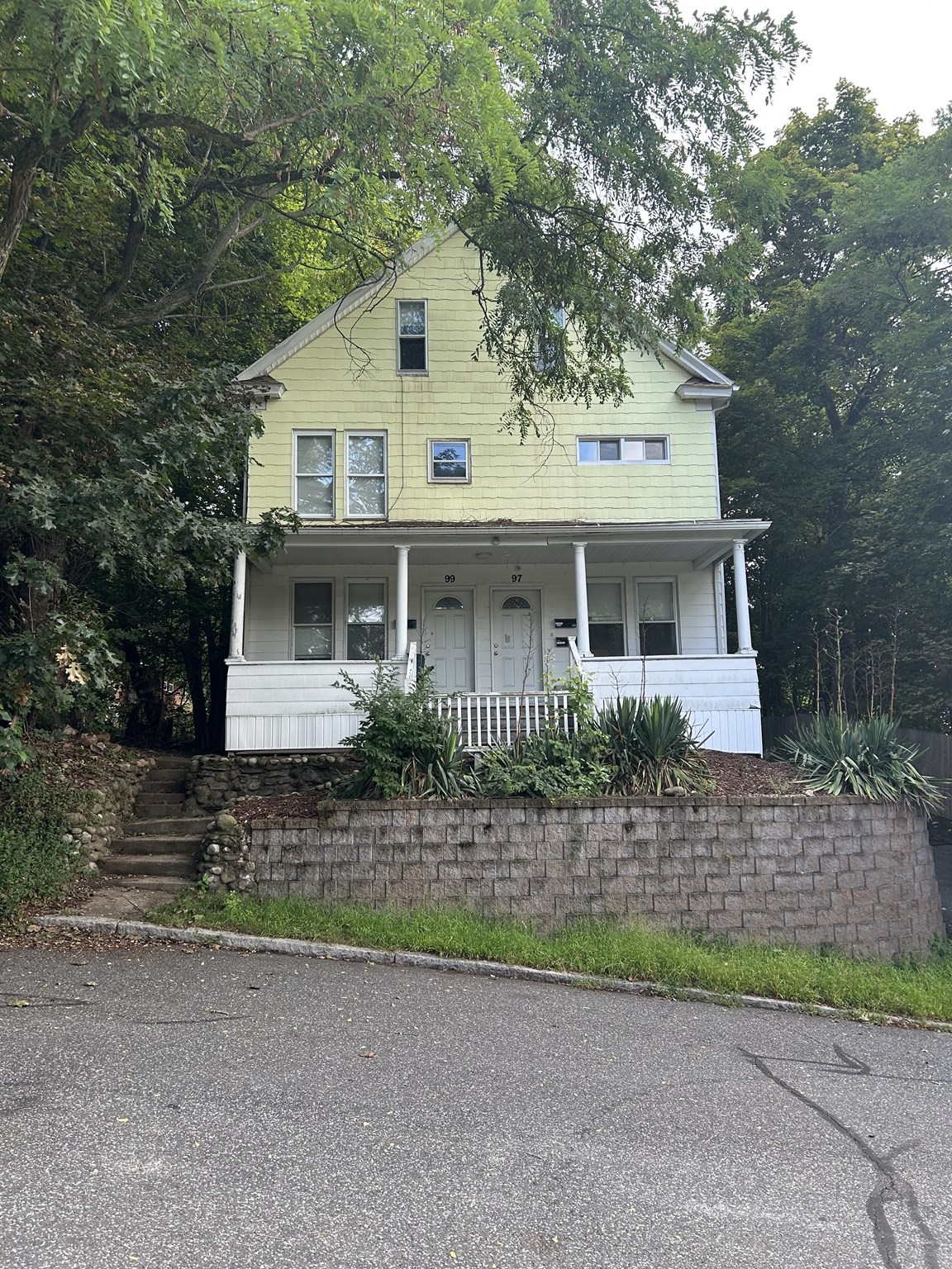 97-99 Brookline # 2 Property Photo 1