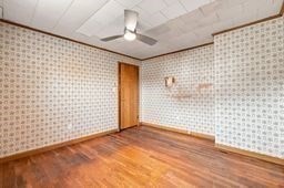 341 Osborn St Property Photo 6