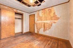 341 Osborn St Property Photo 8