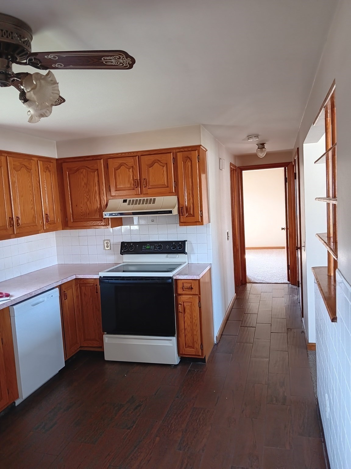 74 Taft Street Property Photo 3