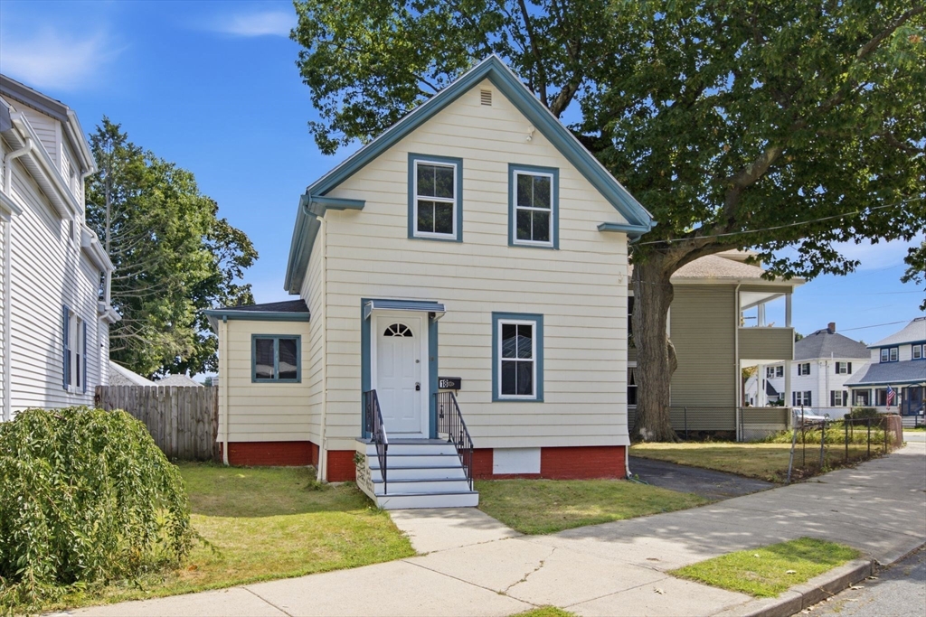 18 Lambert Ave Property Photo 1